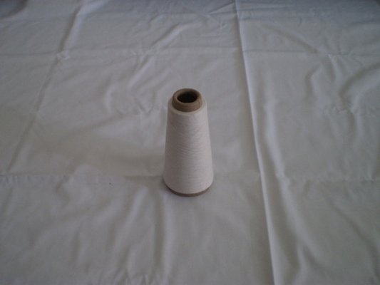 90 / 10% gemischter Jungfrau-Polyester-Baumwollgarn-Faden, 50s zählt